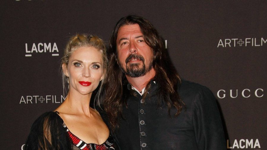 Jordyn Blum und Dave Grohl sind seit 2003 verheiratet und habe drei Kinder. (eyn/spot)