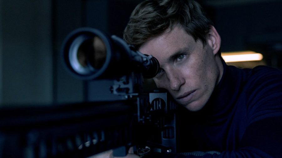 Eddie Redmayne spielt in "The Day of the Jackal" einen Auftragsmörder, der zu den besten seines Fachs gehört. (lau/spot)