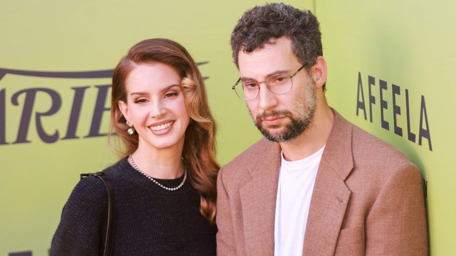 Lana Del Rey und Jack Antonoff beim Variety Hitmakers Brunch in Los Angeles. (sv/spot)