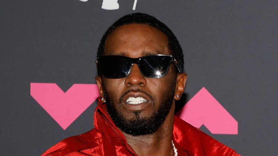 Die Haft setzt Sean "Diddy" Combs offenbar schwer zu. Laut Medienberichten soll er einen Zusammbruch im Knast erlitten haben. (dr/spot)