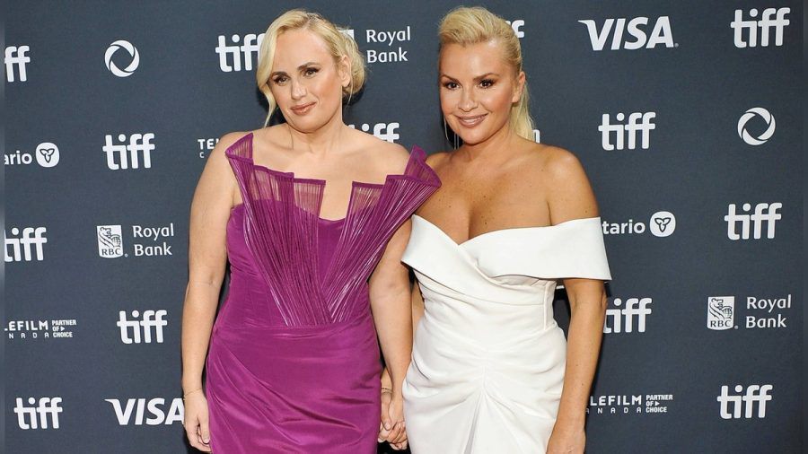 Rebel Wilson (l.) und Ramona Agruma im September in Toronto. (wue/spot)