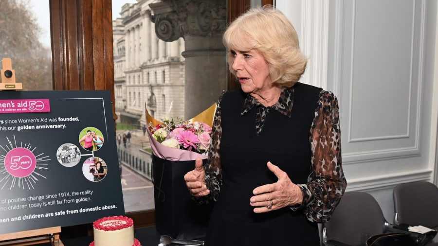 Königin Camilla bei einem Empfang zum 50. Jubiläum der Organisation Women's Aid in London am Donnerstag. (ncz/spot)