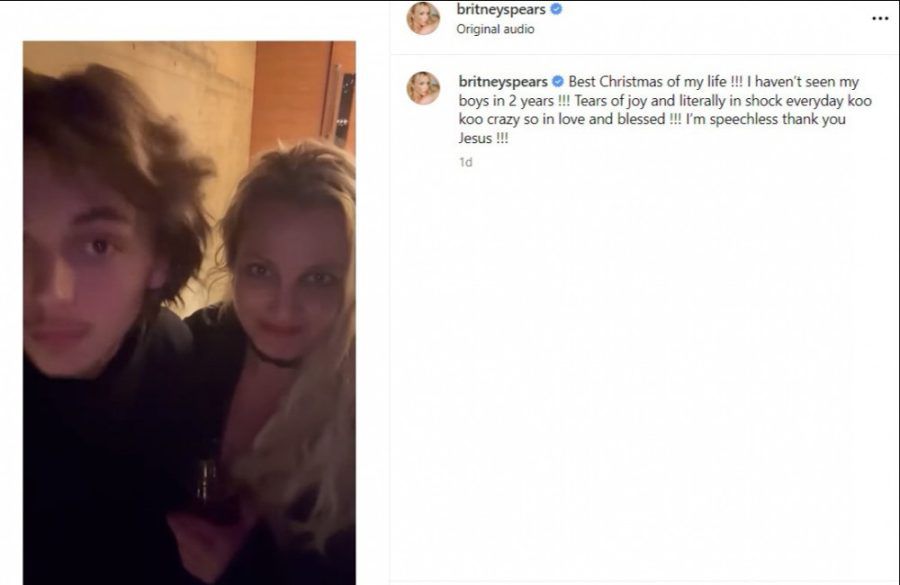 Britney Spears + Jayden - ONE USE - Instagram - Xmas 2024 BangShowbiz