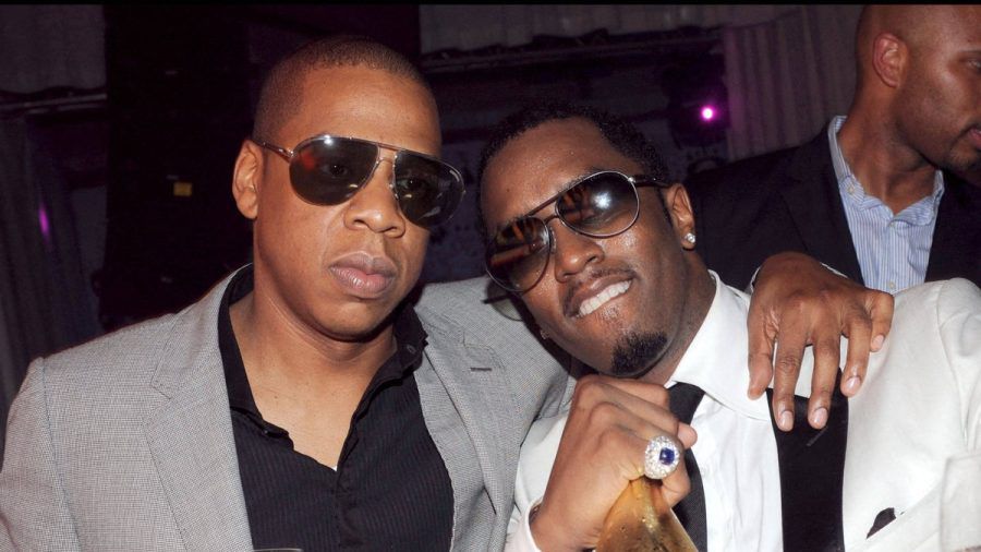 Jay-Z (l.) und Sean "Diddy" Combs sollen 2000 eine Minderjährige sexuell missbraucht haben. (dr/spot)