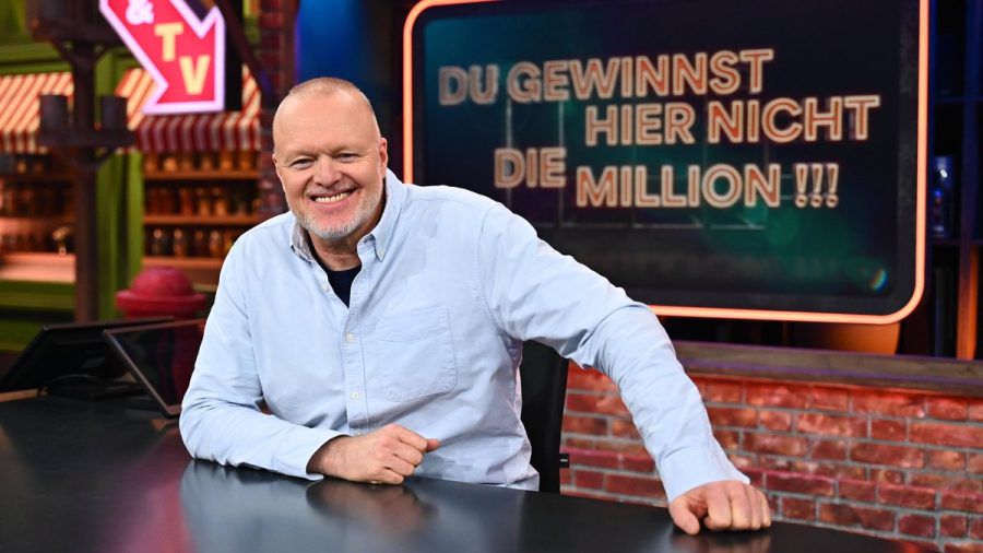 Stefan Raab wird mit seiner eigenen Show im Februar zurückkehren. (jom/spot)