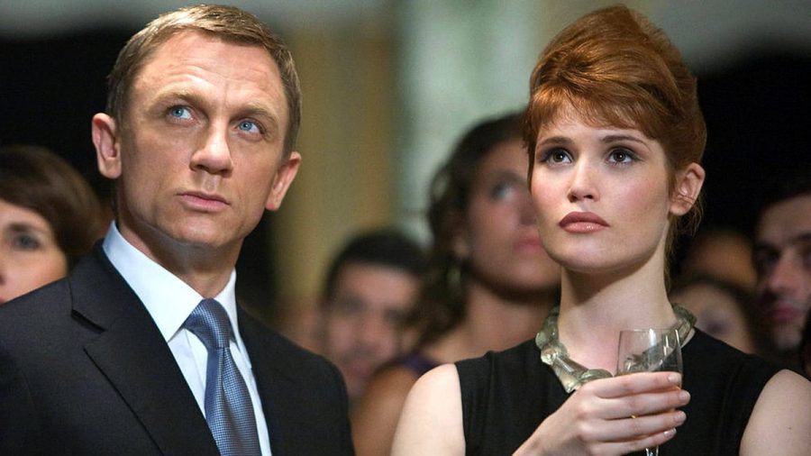 Daniel Craig und Gemma Arterton in "James Bond 007: Ein Quantum Trost" aus dem Jahr 2008. (lau/spot)