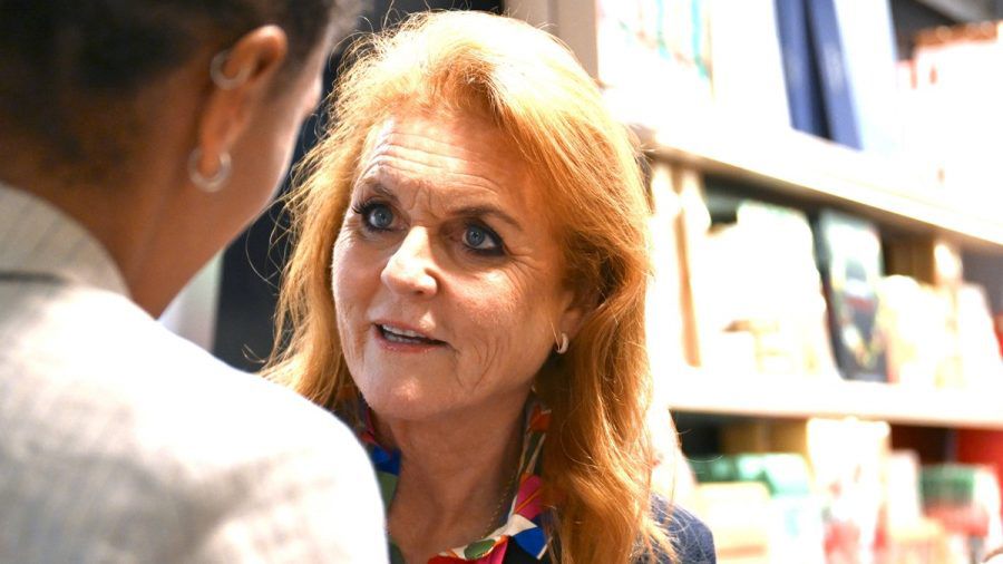 Sarah Ferguson genießt die Vorweihnachtszeit mit ihrer Familie. (jom/spot)