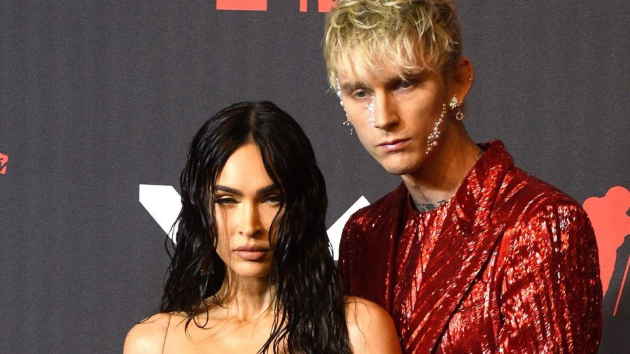 Megan Fox und Machine Gun Kelly sind seit 2020 offenbar immer mal wieder (k)ein Paar. (wue/spot)