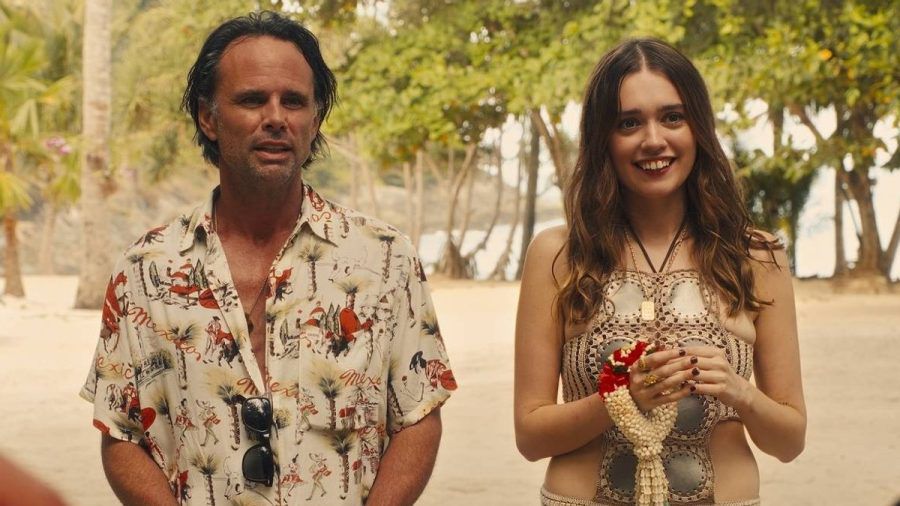 Neue Gesichter aus der dritten Staffel von "The White Lotus": Walton Goggins und "Sex Education"-Star Aimee Lou Wood. (lau/spot)