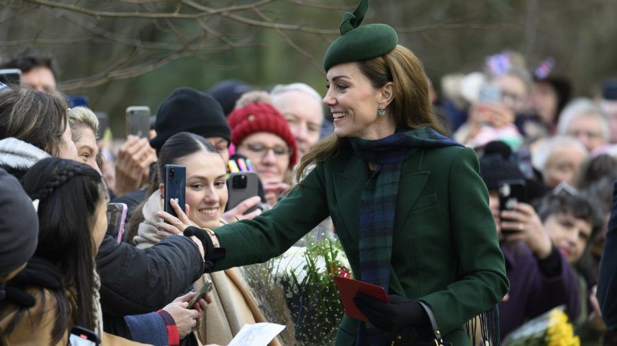 Prinz William und die Royal-Fans lieben ihre Prinzessin Kate. (wue/spot)