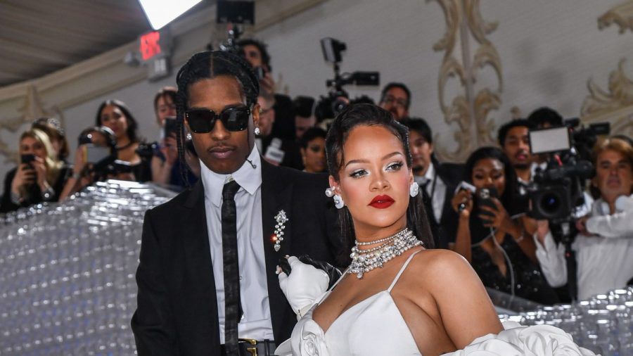 Rihanna steht A$AP Rocky in seinem Prozess zur Seite. (jom/spot)