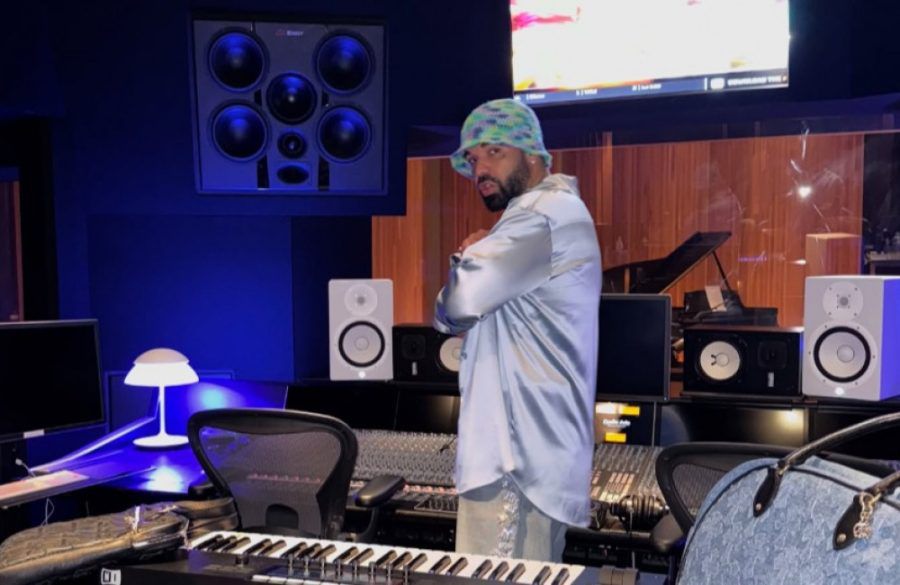 Drake in the studio January 7 2025 - Instagram BangShowbiz