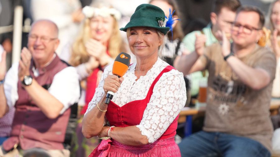 Für Andrea Kiewel geht es am 4. Mai wieder los im "Fernsehgarten". (eyn/spot)