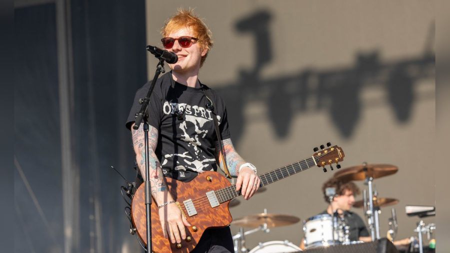 Ed Sheeran bei einem Festival-Auftritt im Mai 2024 in Kalifornien. (the/spot)